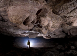 Спелеология, пещера