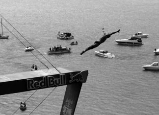 Athlete: Artem Silchenko / Event: Red Bull Cliff Diving World Series 2010 Sisikon / photocredit: Romina Amato