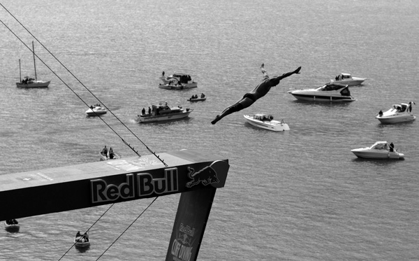 Athlete: Artem Silchenko / Event: Red Bull Cliff Diving World Series 2010 Sisikon / photocredit: Romina Amato