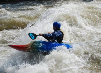 Каяк в бързи води 2011 - Нека бъде Струма