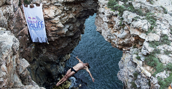 Red Bull Cliff Search - Day 3 - Cavedive - Todor Spasov