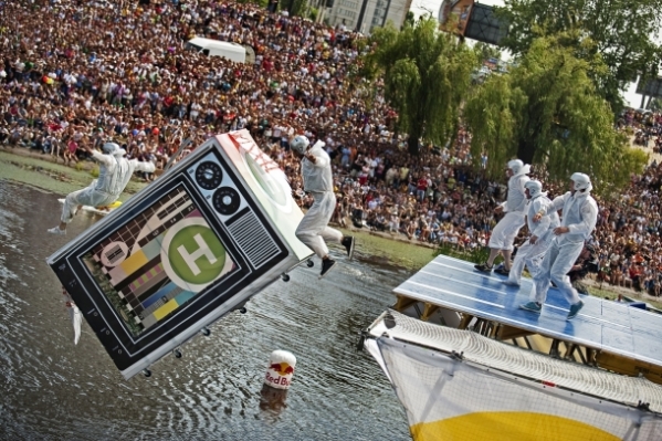 red bull flugtag