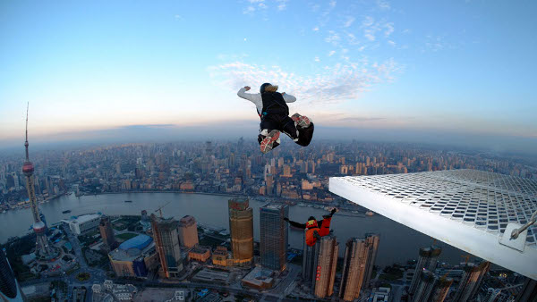 Base jumping