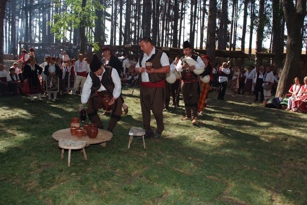 Фестивал на народната носия в Жеравна