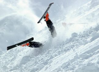 Как да падаме правилно при ски