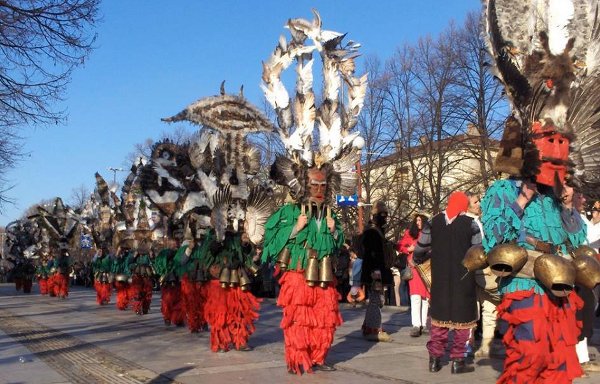 Съботен велоизлет до фестивала на кукерите в Перник