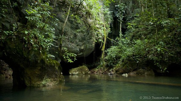 Пещерата Бартън Крийк, Белиз