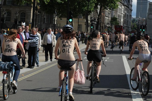 Световният ден на голото колоездене - World Naked Bike Ride