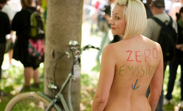 Световният ден на голото колоездене - World Naked Bike Ride