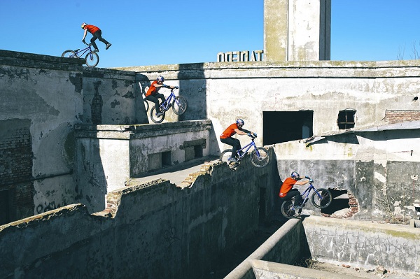 danny-macaskill-rooftop-epecuen