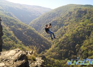 Високо по лентата над България