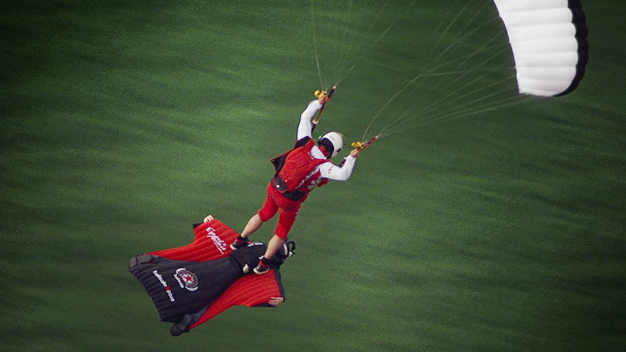 The Wingsuit Flying Carpet – Team Betsafe