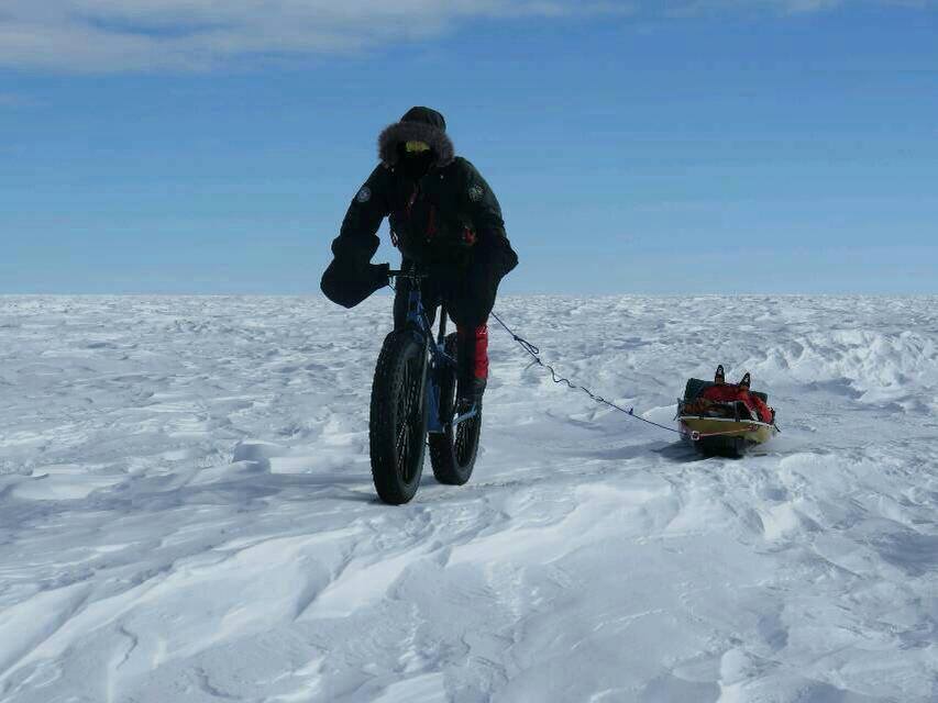 Хуан Гранадос – до Южния полюс с колело