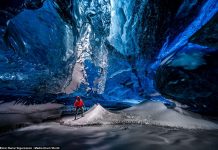 Ледени пещери в Исландия