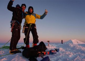 Николай Петков и Дойчин Боянов се завърнаха от Антарктика