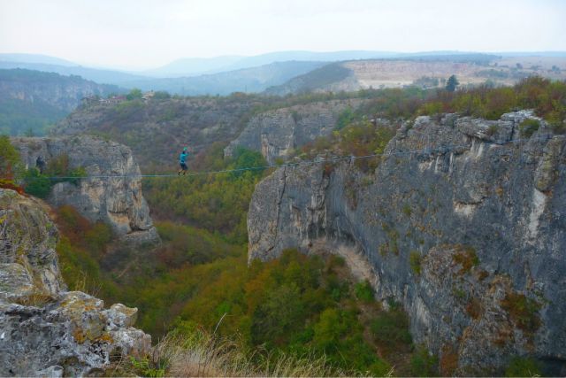 Из България на дълго и високо