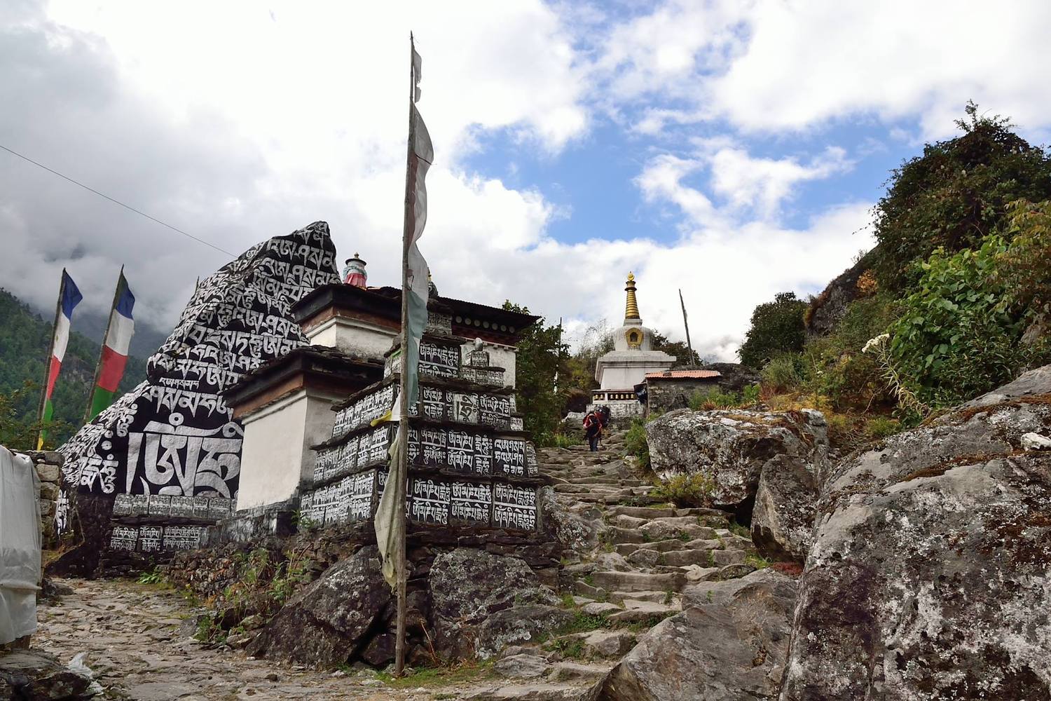 Непал - пътуването като трейлър