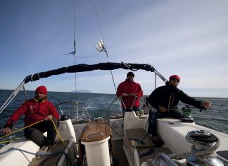 Ветроходен капитански курс в Егейско море на „SP Kayak & Sailing“. Снимка: Николай Бозаков