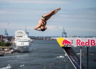 Тодор Спасов. Снимка: Red Bull Cliff Diving