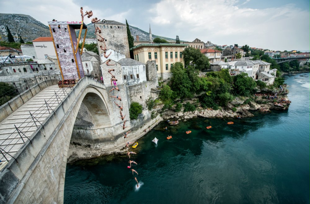 Гари Хънт, Red Bull Cliff Diving