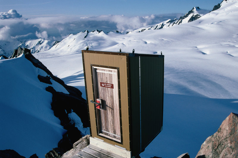 Glacier toilet