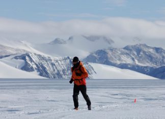 the-antarctic-ice-marathon