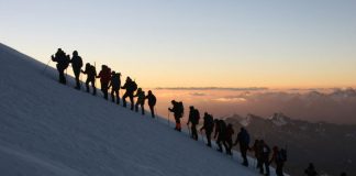 Елбрус. Снимка: adventurealternative.com