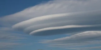 Лещовидни облаци Лещовиден облак