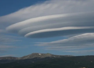 Лещовиден облак