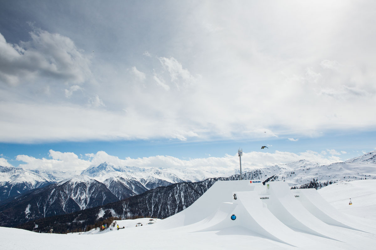 Nine Knights 2016