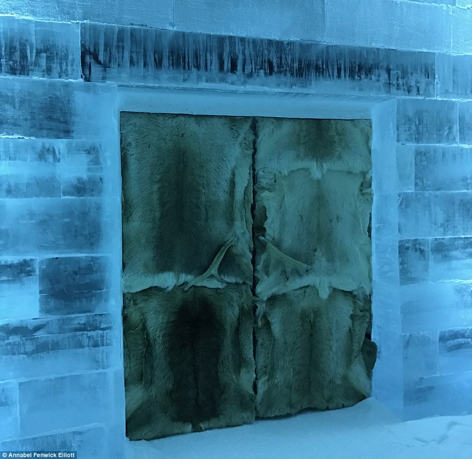 Нощувка сред блокове лед