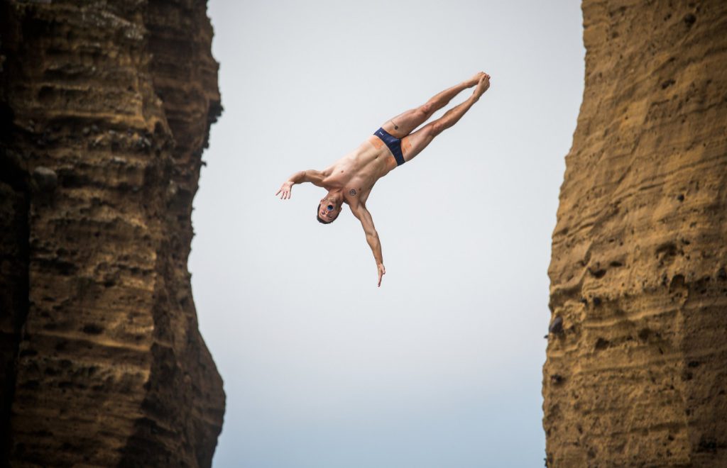 cliffdiving