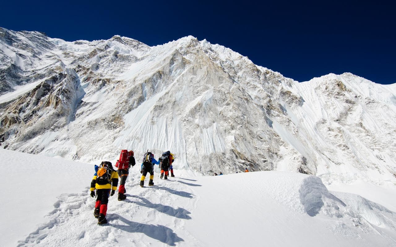 Опит за рекорд на Еверест