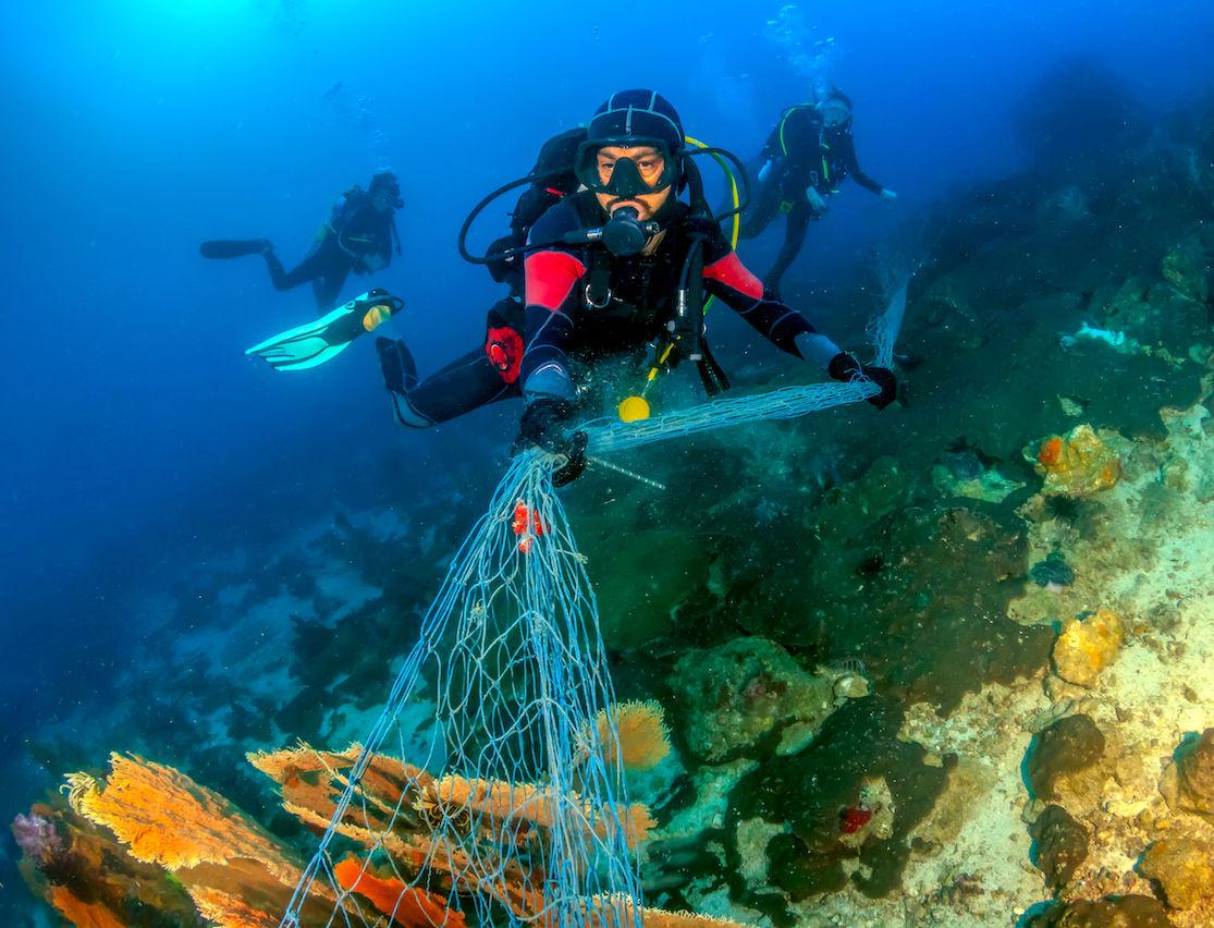 подводен рекорд за почистване