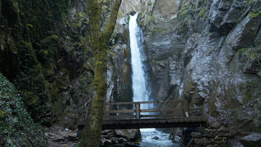 Водопад Срамежливеца