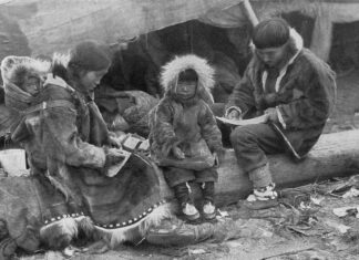 Инуитско семейство от 1917 г.