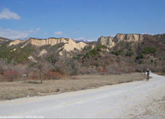 Каране край Мелник