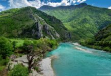 Река Вьоса, Албания