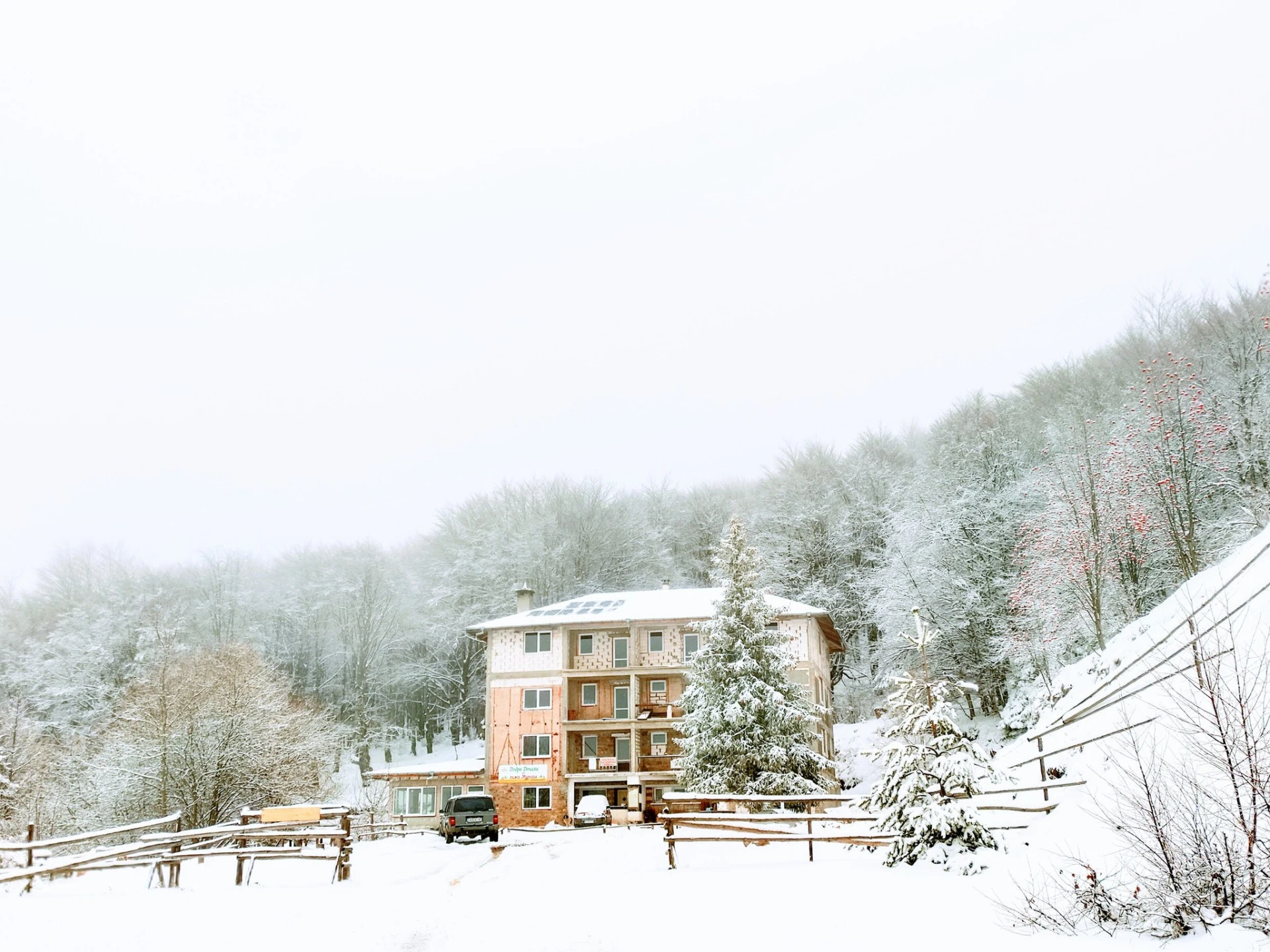 Хижа "Мургаш"