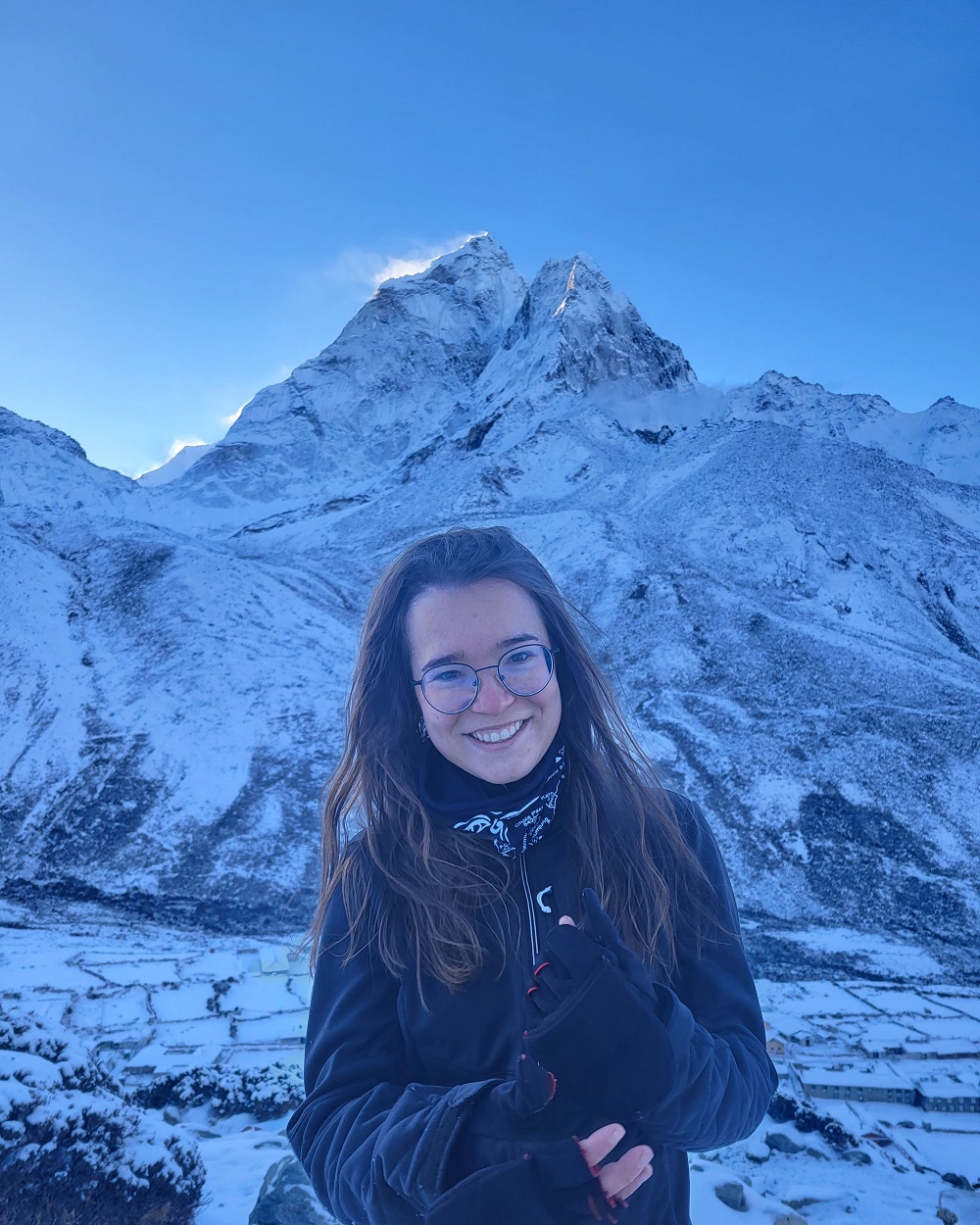 Стефанѝ Циканделова - Соло преход за изгрев над Ама Даблам, Непал