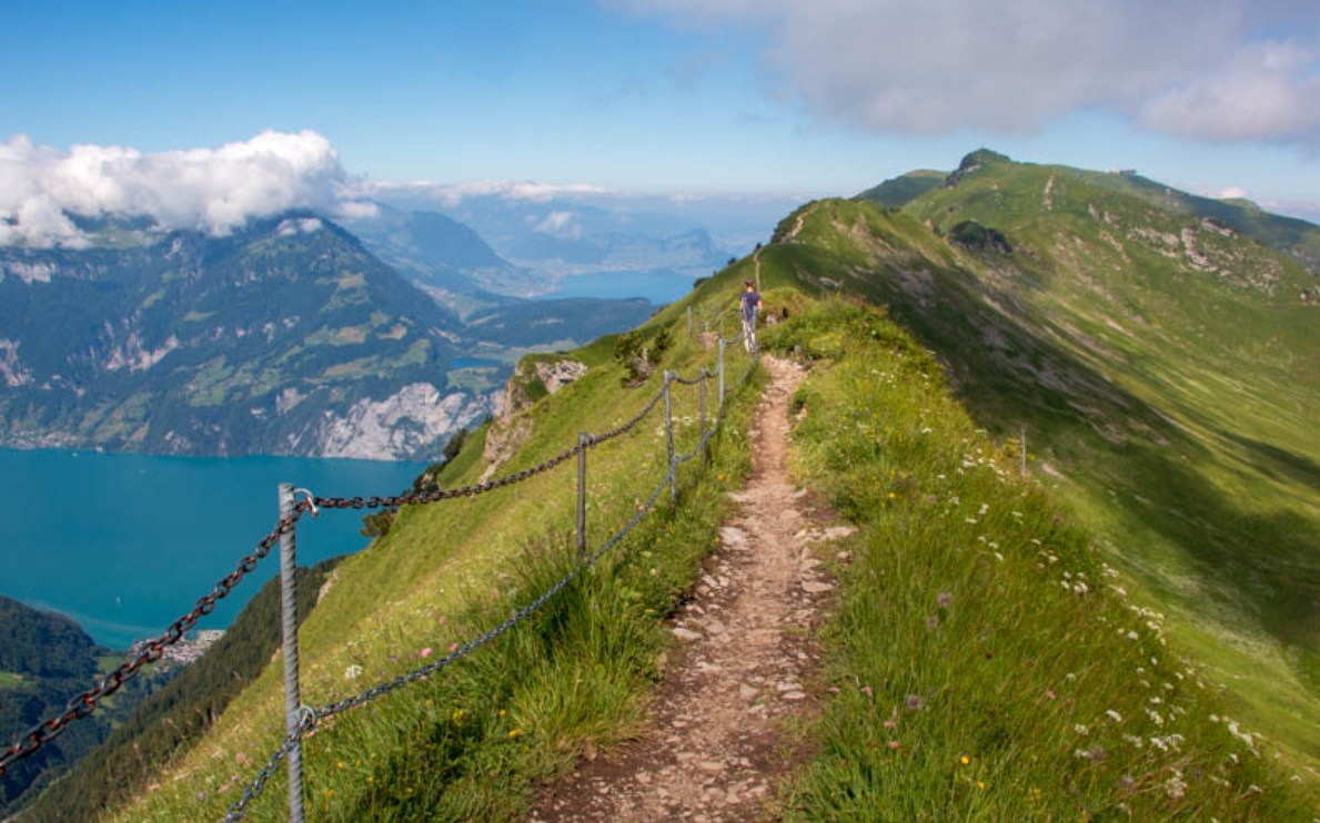 Пътеката по билото на Щос - Stoos Ridge Hike