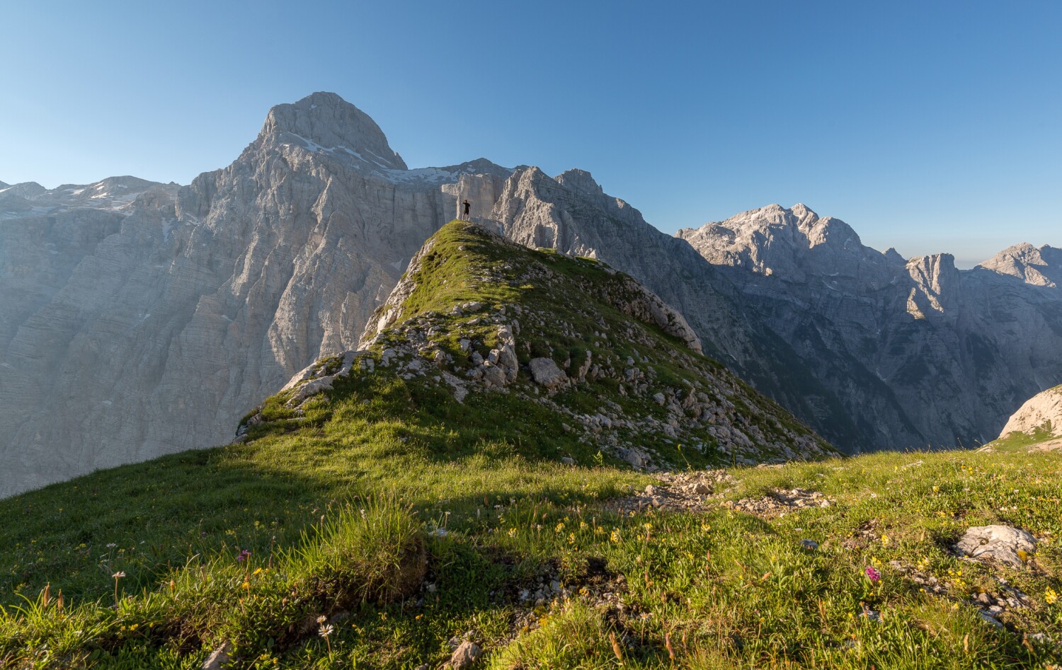 Triglav, Trenta, Slovenia, Снимка: Ales Krivec