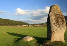Природните феномени на България: Побит камък (Западни Родопи)