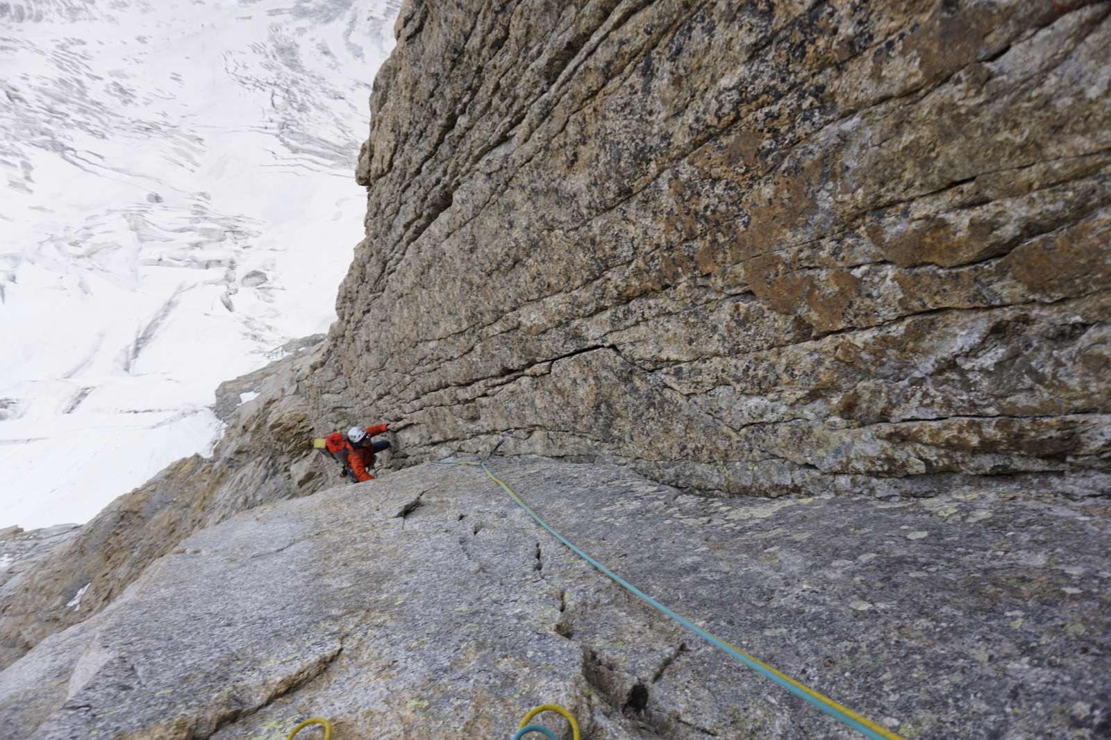 Благовест Цолов на Гранд Жорас (Grandes Jorasses) по Тур Уокър 