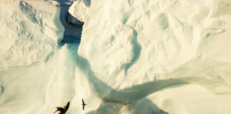 Аниол Серасолес покорява най-високия ледников водопад в света