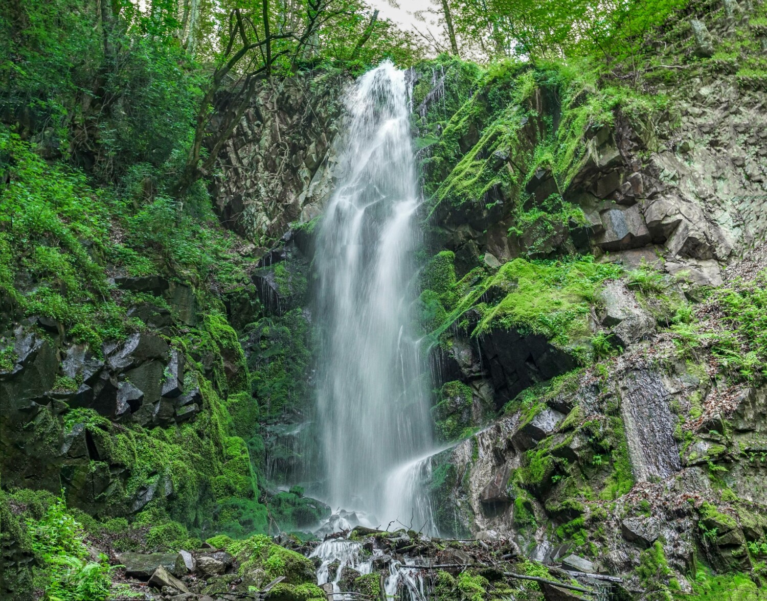 Водопад Мангъро, Беласица