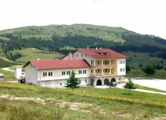 Хижа "Христо Смирненски"