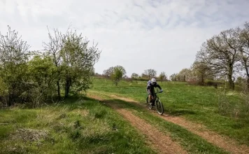 Къде да карам: 3 леки веломаршрута около Карлуково и Луковит