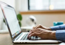 Как се избират лаптопи за служителите?