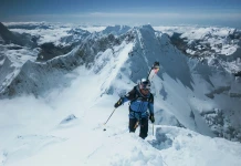 „Карнавален алпинизъм“: остра критика към Баргиел от пионер в ски спусканията от Еверест Анджей Баргиел